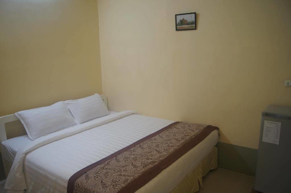 Thirisan Motel Rangoon Eksteriør billede